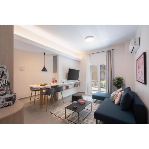 1BR Next to Metro Modern Living & Arcade Machine