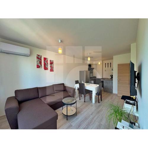 1BR Urban Nook with Parking