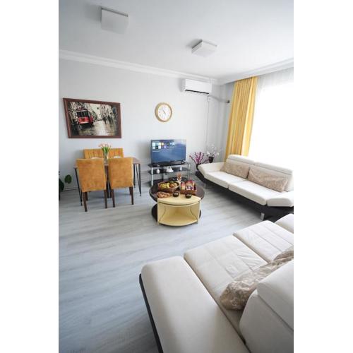 1min to tram stop with elevator, modern,spacious