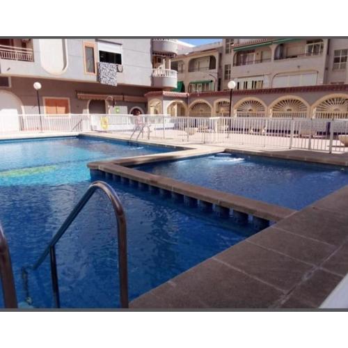 2 bed Penthouse apartment close to the beach
