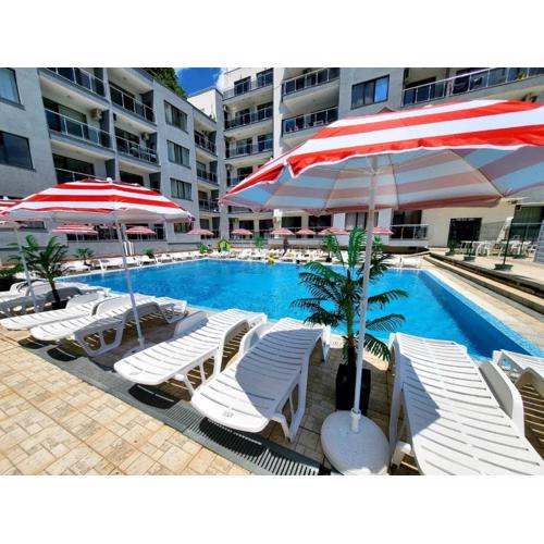 2-bed,2-bath, free private parking