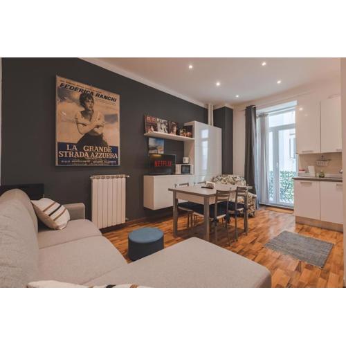 2 Bedroom - Free WiFi - Italian Star Apartment