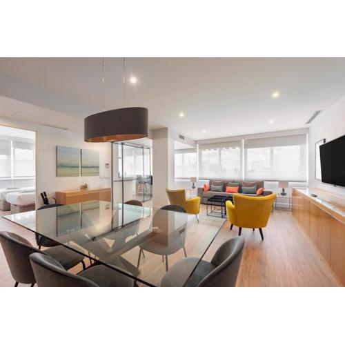 2 bedroom 2 bathroom furnished - Salamanca - bright & Stylish - MintyStay