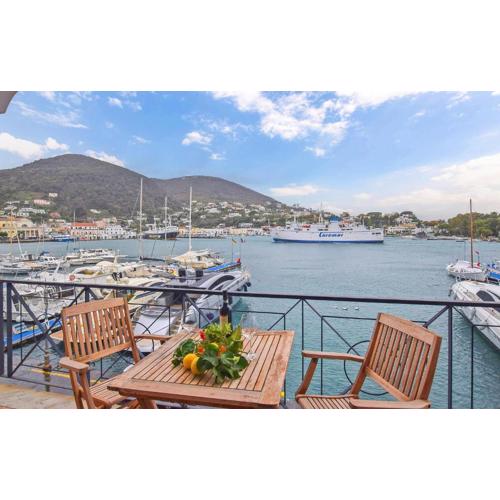 2 Bedroom Amazing Apartment In Ischia