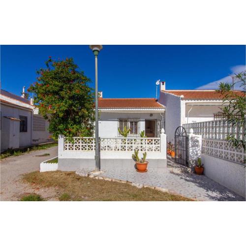 2 Bedroom Amazing Home In Torrevieja