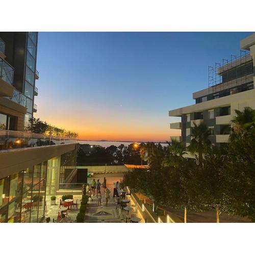 2 bedroom apart free park wifi