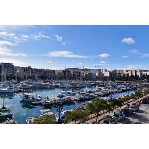 2 Bedroom Apartment - Spacious, Bright & Central - 4