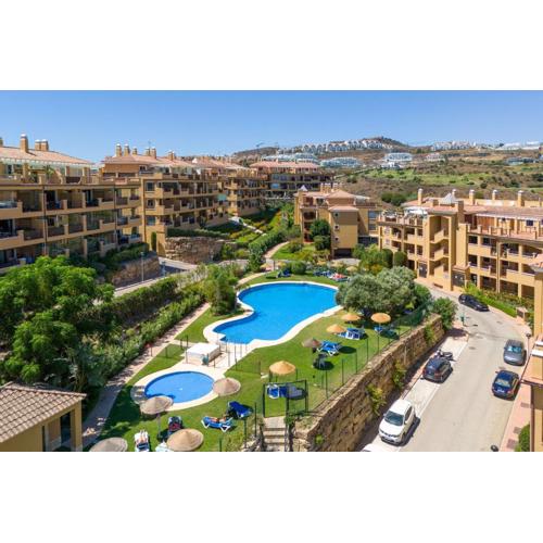 2 Bedroom Apartment with Spectacular Views in Hercesa Calanova Golf