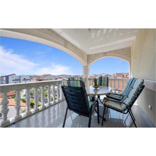 2 Bedroom Awesome Apartment In Vodice