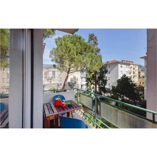 2 Bedroom Cozy Apartment In Rapallo