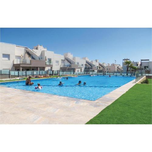 2 Bedroom Cozy Apartment In Torrevieja