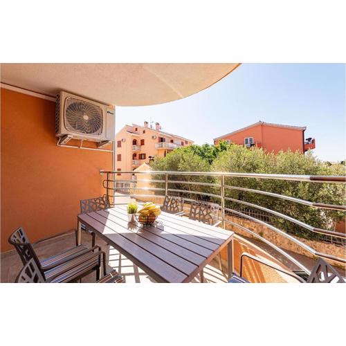 2 Bedroom Gorgeous Apartment In Zadar