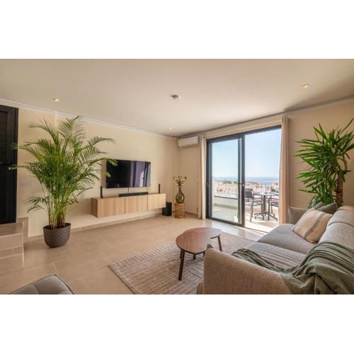 2 Bedroom Luxury Apartment with Sea View in Los Cristianos