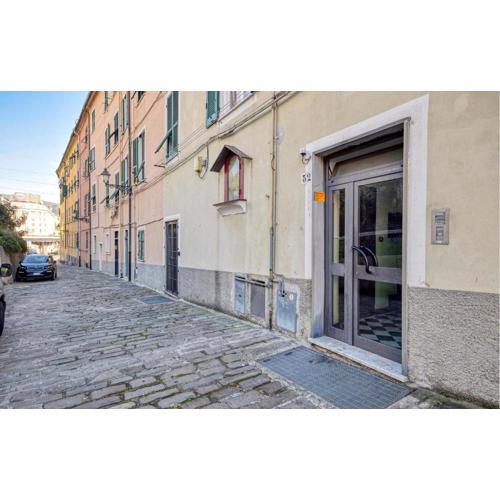 2 Bedroom Nice Apartment In Genova