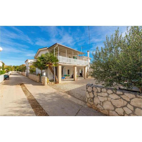 2 Bedroom Pet Friendly Apartment In Vir