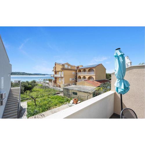 2 Bedroom Stunning Apartment In Vodice