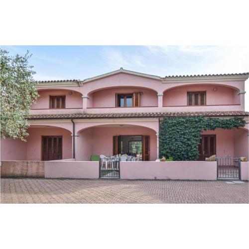 2 Bedroom Stunning Home In Straulas