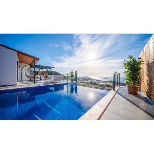 2 Bedroom Villa with Pool - 9136