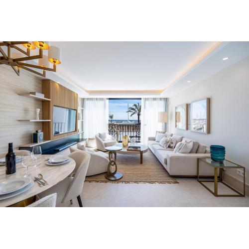 2 Bedroomed Apartment in Puerto Banus, Marbella