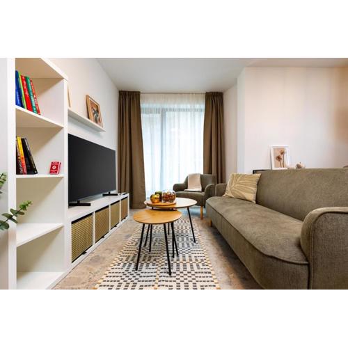 2 BR Apt Dzhendem Tepe 2 Parking Spots in Plovdiv next to MU