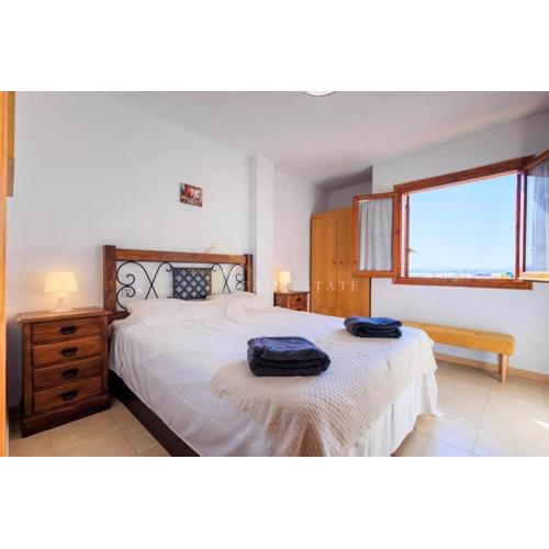2 BR Beautiful apartment 300m from beach with pool!