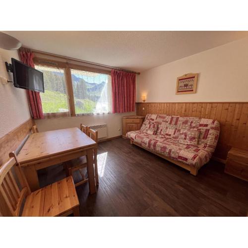 2 pièces en station centrale, 6 pers, accès piste direct, chien admis - FR-1-351-253