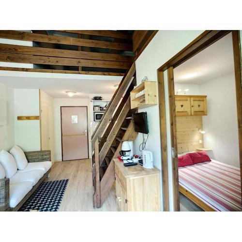 2 Pièces + mezzanine 6 pers, ski aux pieds, wifi, parking - FR-1-178-15
