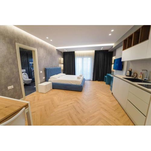2 Steps from city center apt 3 4