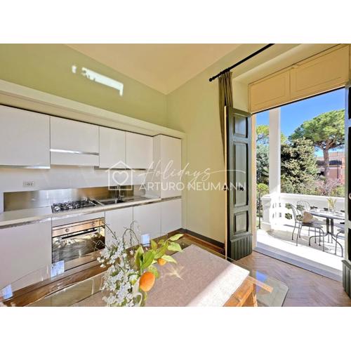 203 - Villa Fernanda - Elegante bilocale con terrazzo privato SPIAGGIA gratis al WHITE BEACH CLUB fino al 3 Agosto