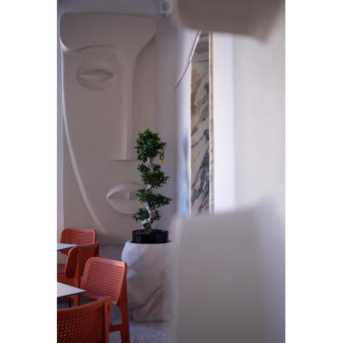 2115 Boutique Hostel