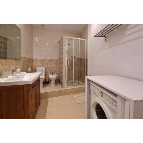 21ARA1085- Fabulous 4BR apartment in Ciutat Vella