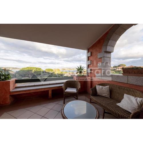 22 BAIA DEL FARO - Trilocale con terrazza abitabile vista mare
