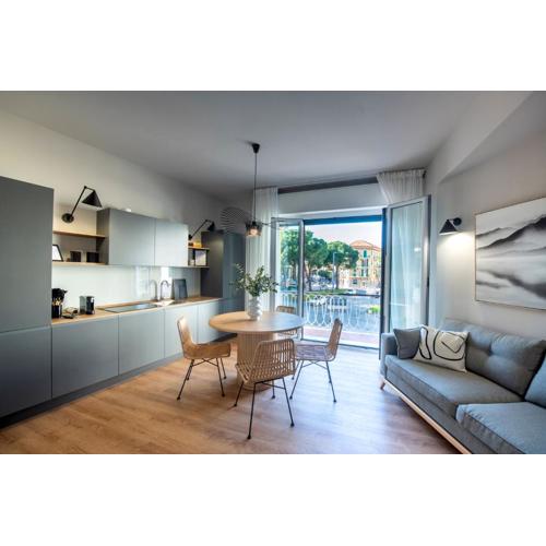 223 - Ma & Ma Luxury Apartment 1 grande - 500metri da mare e spiaggia, vicino alla Baia del Silenzio - PARCHEGGIO GRATIS PRIVATO INCLUSO