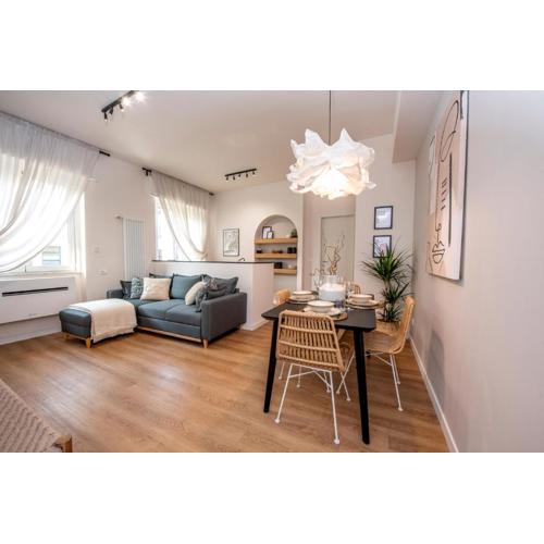 224 - Ma & Ma Luxury Apartment, 500metri da mare e spiaggia, vicino alla Baia del Silenzio - PARCHEGGIO GRATIS PRIVATO INCLUSO