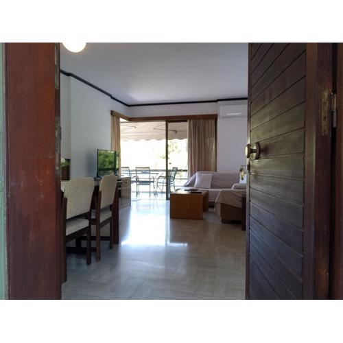 2BD apartment with large balcony near the sea!!