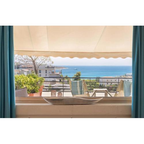 2bd Luxury Sea View Penthouse In Astir Beach