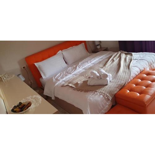2BDR Apartment \