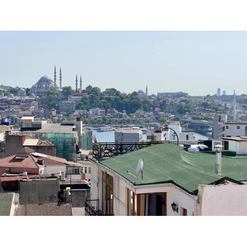 2Br, 2Ba, 4th Floor of Historical Building ,Galata