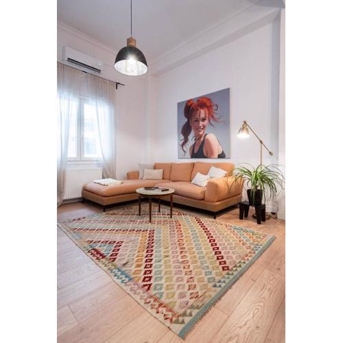 2BR Apt Private Backyard with Washer & Dryer