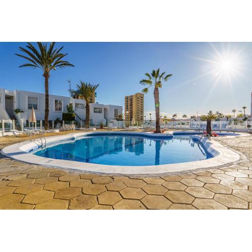 2BR Azahara Dream - Pool & Seaviews