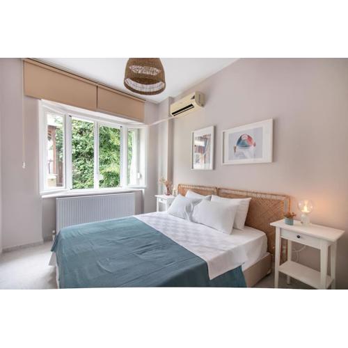 2BR House W Island Charm