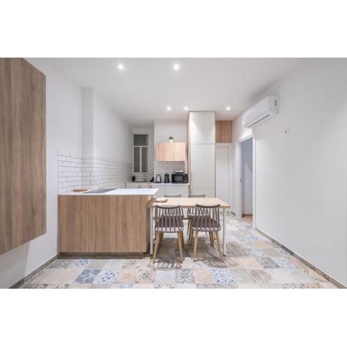 2BR Pagkrati Stay Bright & Cozy!