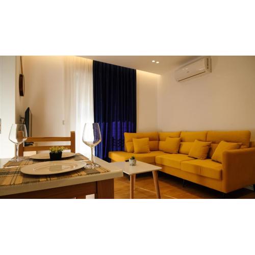 2E Center Apartment