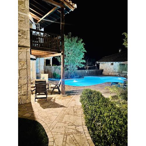 2K Eco Pool & Stone Villa