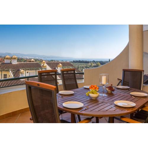 3 bed duplex by Puerto Banus, Marbella, 3 pools, Sea views