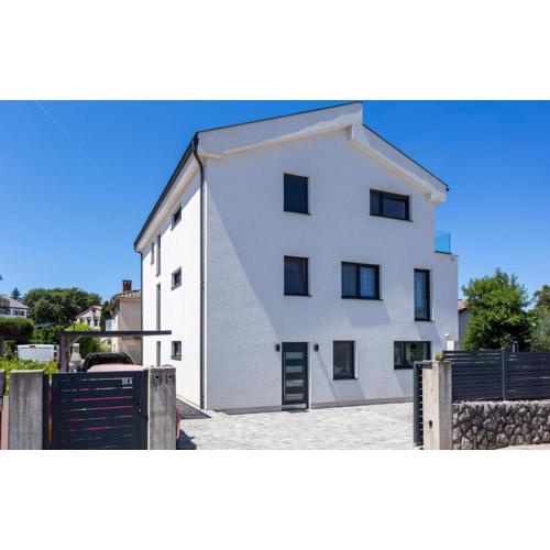 3 Bedroom Amazing Apartment In Malinska