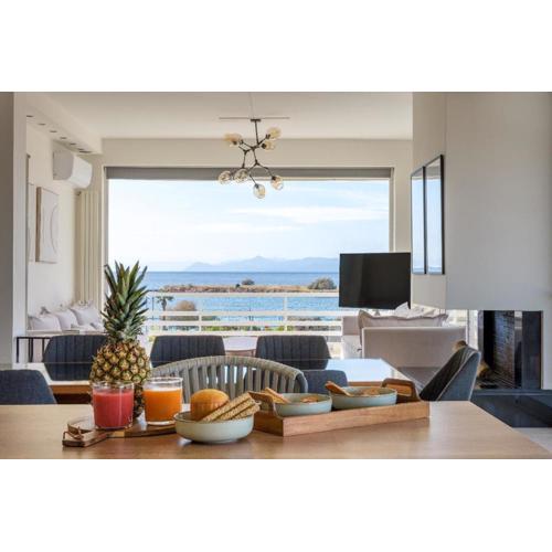 3 Bedroom Apartment in Glyfada