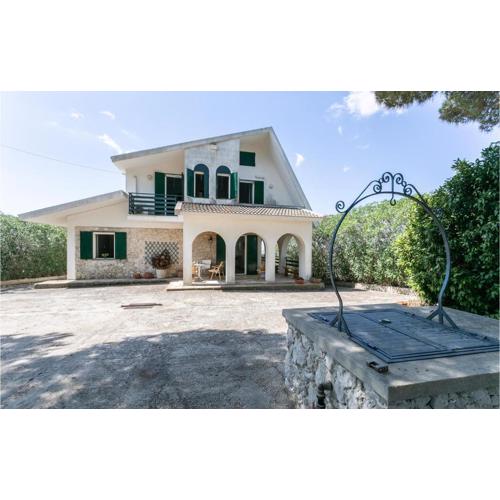 3 Bedroom Cozy Home In Noto