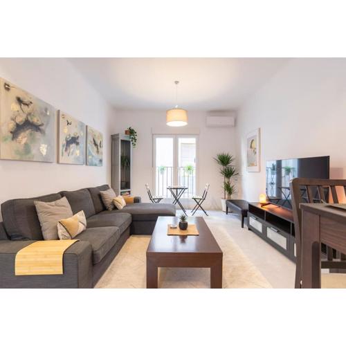 3 Bedroom Flat in Historic Centre