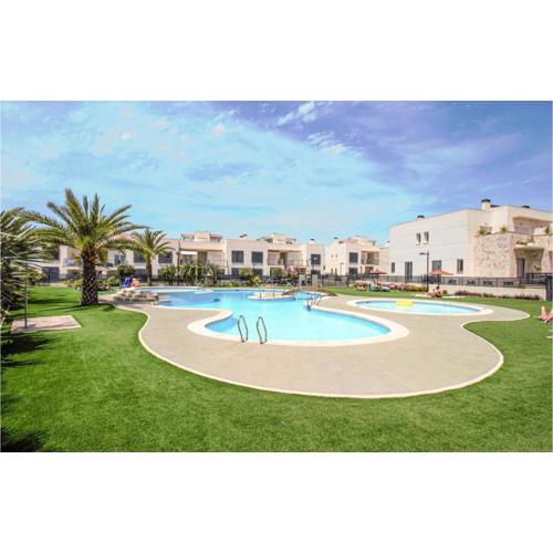 3 Bedroom Gorgeous Home In Torrevieja